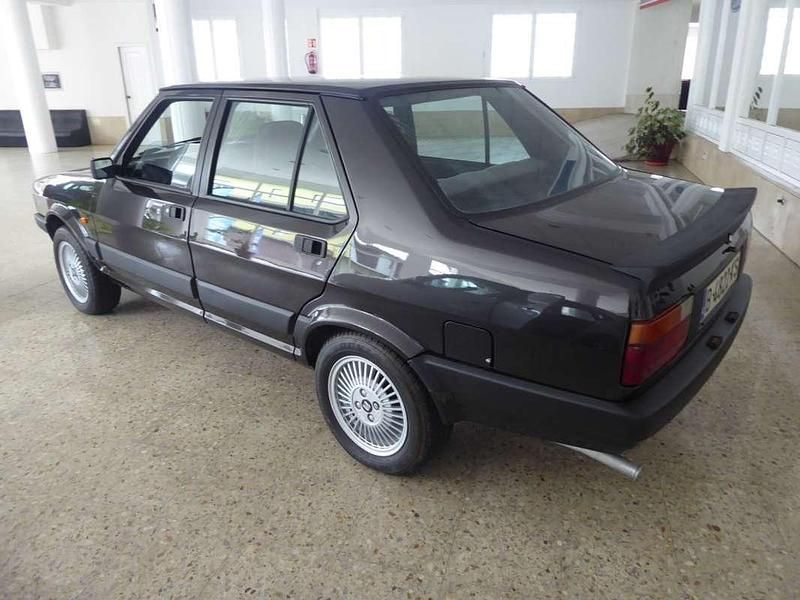 Usado Seat Malaga 99 CV (72 kW) 1989 Gris Berlina