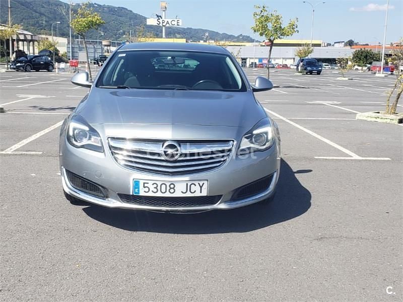 Gris / plata Usado 2015 Opel Insignia Selective Berlina | 6490 € (Precio justo) - Imagen 1/4