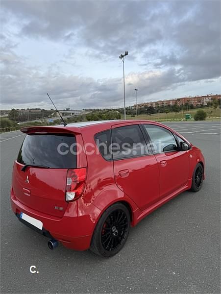 Usado Mitsubishi Colt 150 CV (110 kW) 2010 Rojo Utilitario
