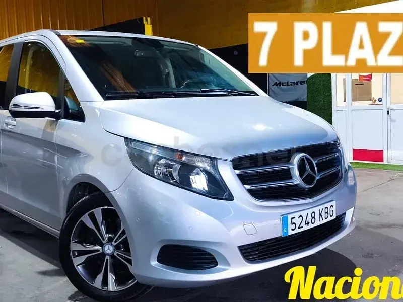 Usado Mercedes V220 163 CV (119 kW) 2017 Gris / plata Monovolumen