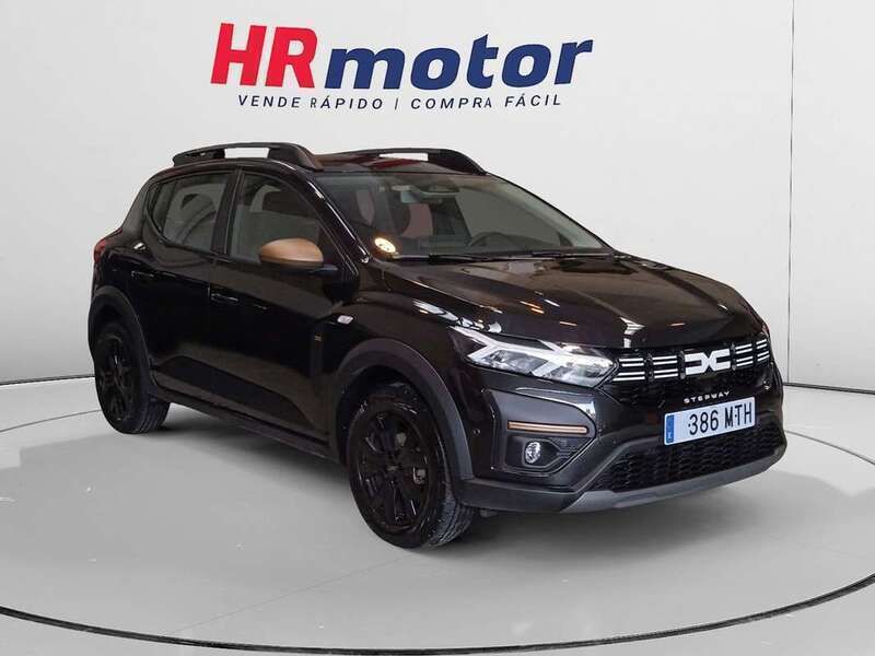 Negro Usado 2024 Dacia Sandero Expression Utilitario | 16.949 € (Precio justo) - Imagen 1/4