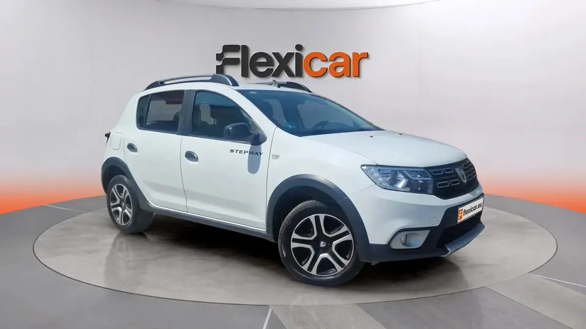 Usado Dacia Sandero Comfort 100 CV (73 kW) 2020 Berlina