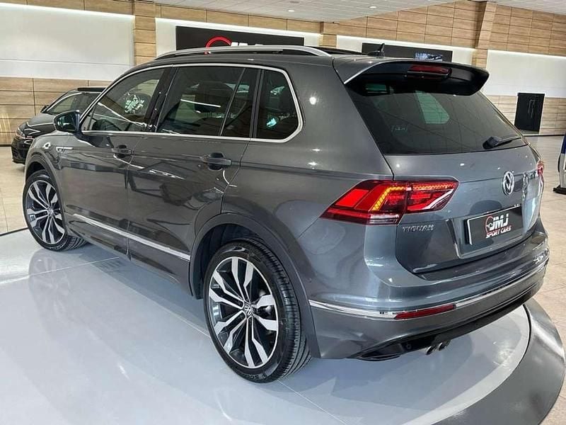 Usado VW Tiguan Sport 150 CV (110 kW) 2019 Gris SUV