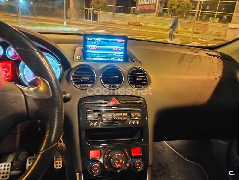 Usado Peugeot 308 GTi 200 CV (147 kW) 2012 Blanco Berlina