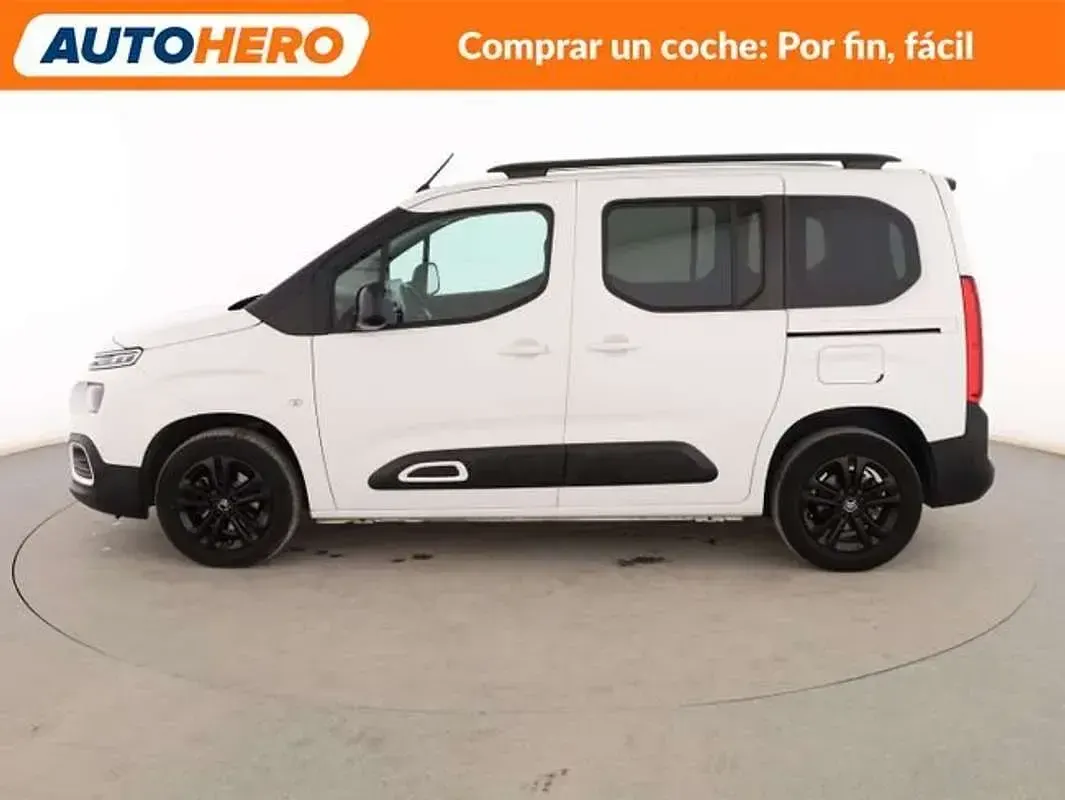 Usado Citroën Berlingo Feel 102 CV (75 kW) 2022 Blanco Monovolumen