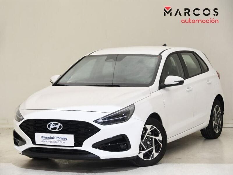 Otro Usado 2024 Hyundai i30 Berlina | 21.900 € (Precio justo) - Imagen 1/4
