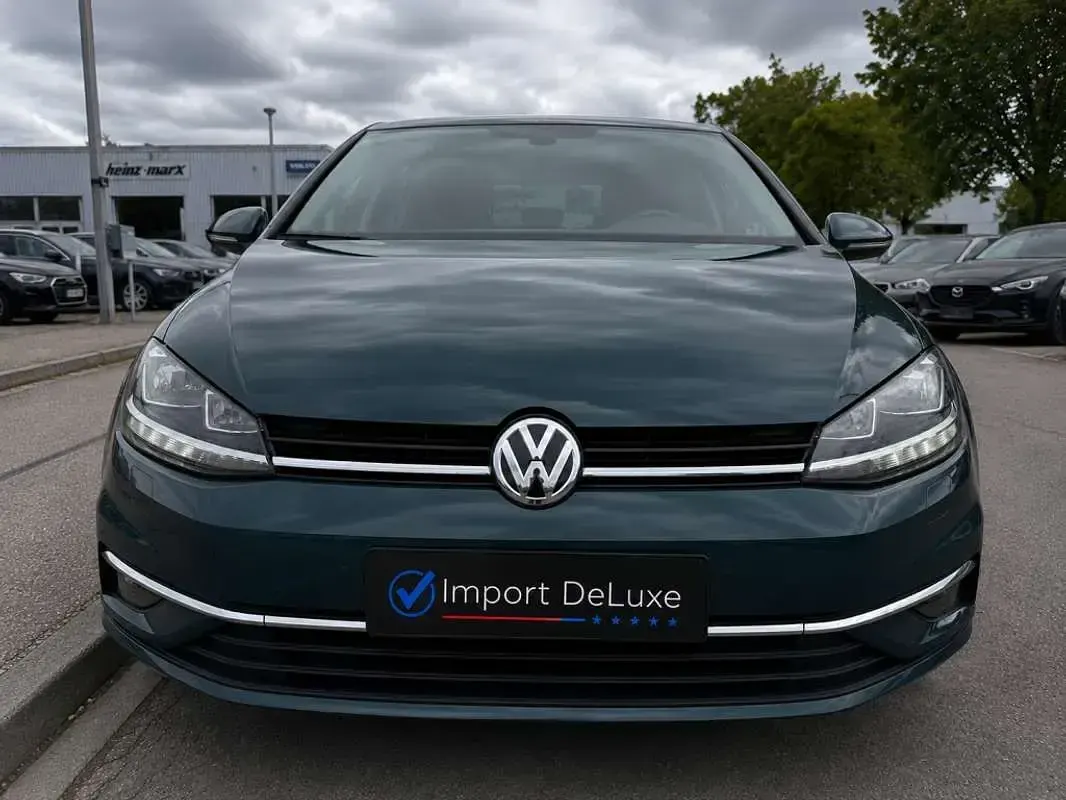 Usado VW Golf VII 110 CV (80 kW) 2017 Verde Utilitario