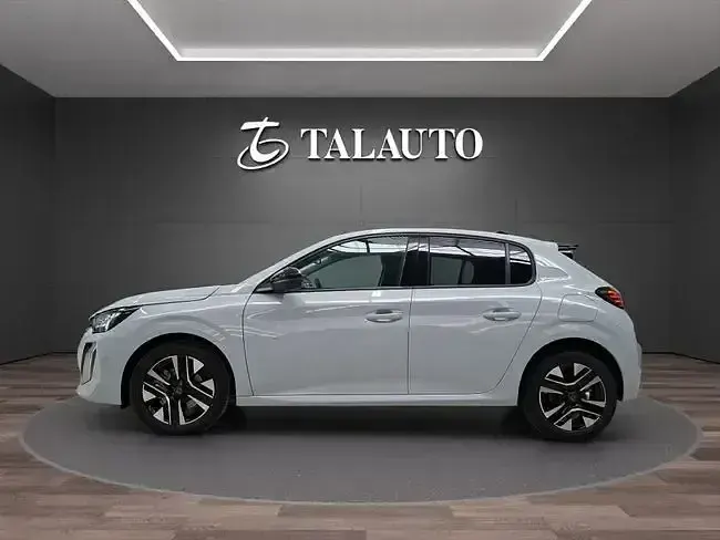 Nuevo Peugeot 208 Allure 110 CV (80 kW) 2025 Blanco Utilitario