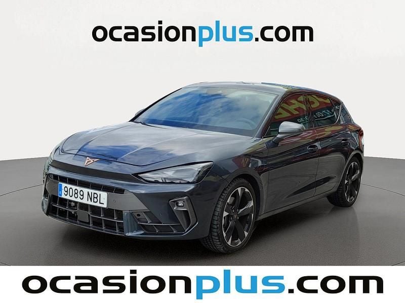 Gris Usado 2025 Cupra Leon SUV | 30.900 € (Precio justo) - Imagen 1/4