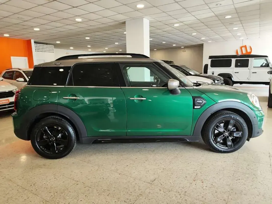 Usado Mini Cooper Countryman 136 CV (100 kW) 2021 Verde SUV