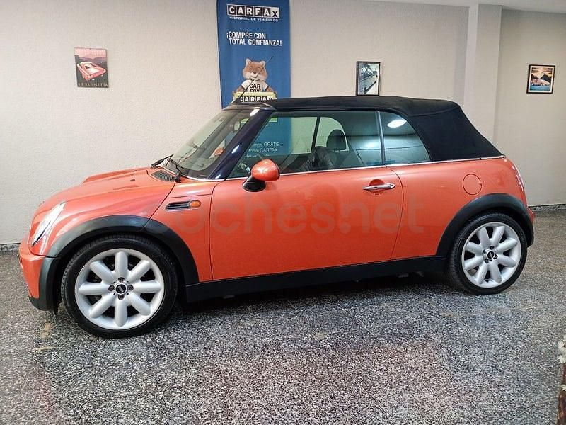 Usado Mini Cooper Cabriolet 116 CV (85 kW) 2005 Naranja Descapotable