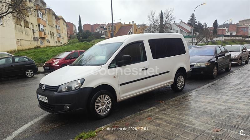 Begagnad VW Caddy Maxi Pro 110 HK (80 kW) 2014 Vit Minibuss