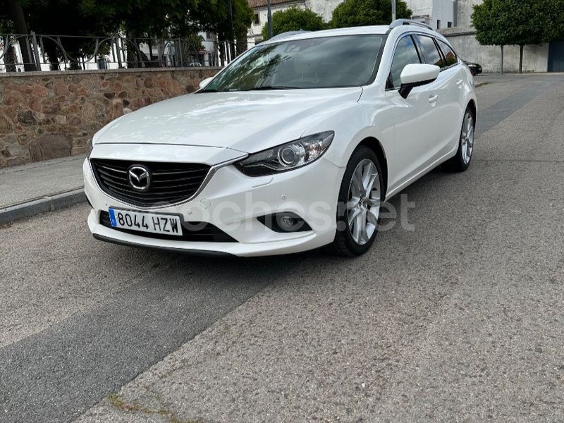 Blanco Usado 2015 Mazda 6 Luxury Familiar | 5999 € - Imagen 1/4