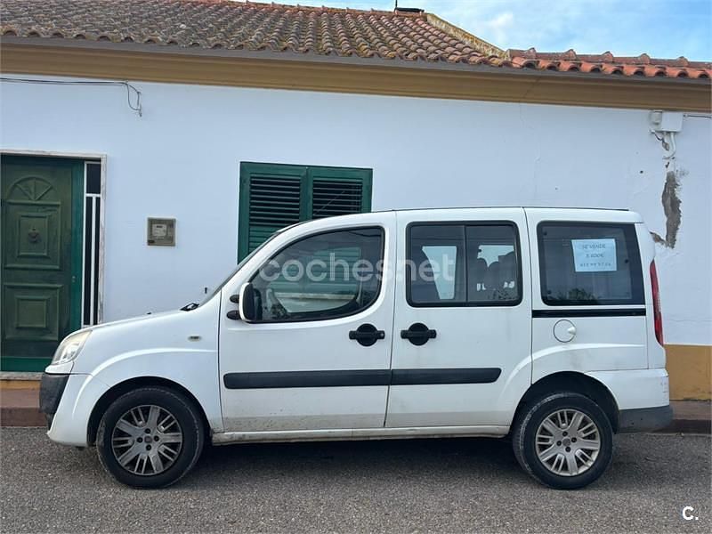 Blanco Usado 2010 Fiat Doblò Dynamic Monovolumen | 3500 € (Precio justo) - Imagen 1/4