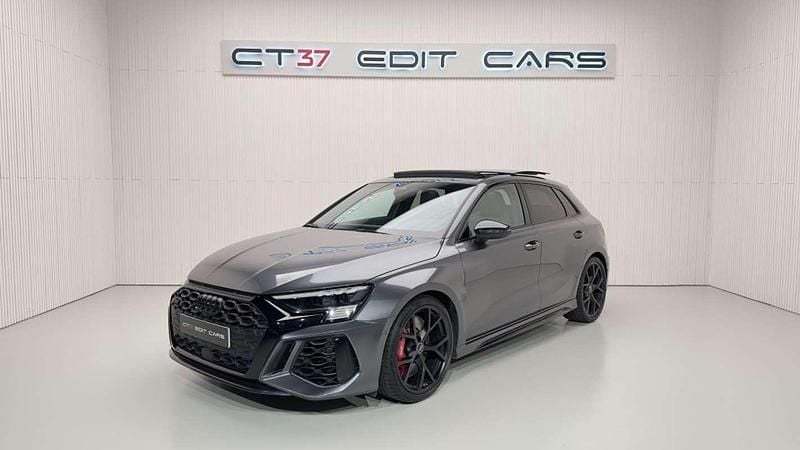Usado Audi RS3 Sportback Sport 400 CV (294 kW) 2022 Gris Utilitario
