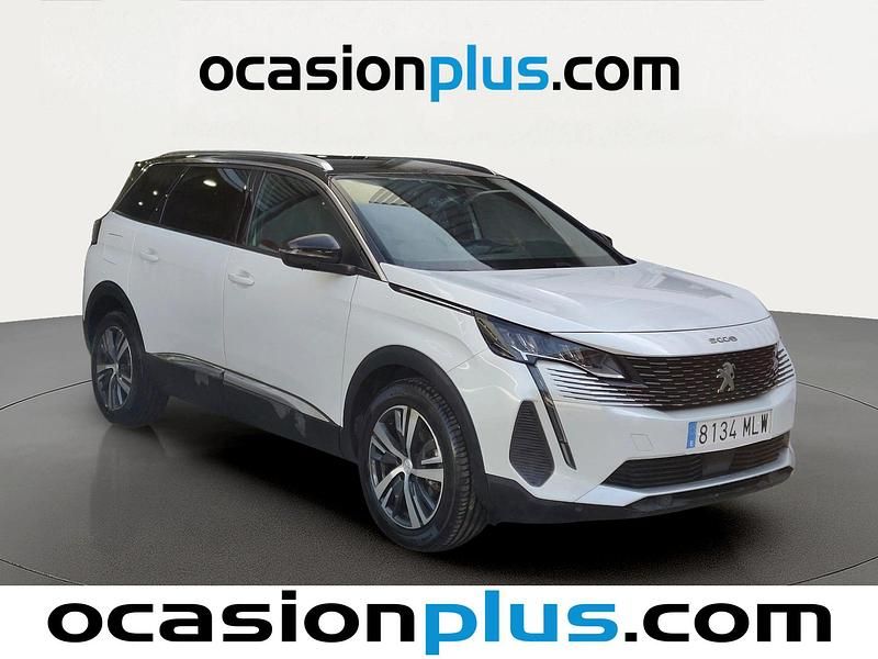 Usado Peugeot 5008 Allure 131 CV (96 kW) 2023 Blanco SUV