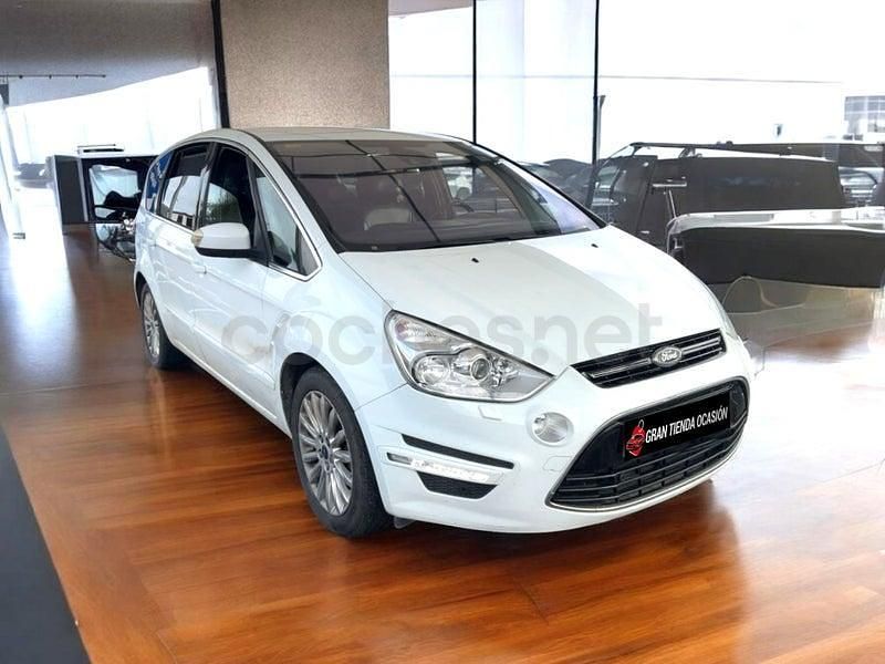 Usado Ford S-MAX Titanium 140 CV (102 kW) 2013 Blanco Monovolumen