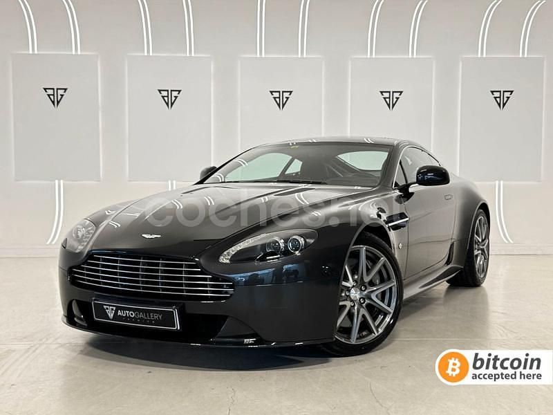 Gris / plata Usado 2012 Aston Martin V8 Vantage Coupe | 73.900 € (Precio justo) - Imagen 1/4