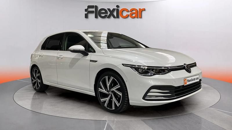 Begagnad VW Golf VIII Life 150 HK (110 kW) 2023 Halvkombi