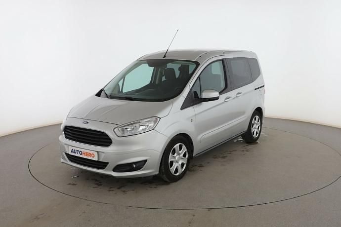 Usado Ford Tourneo Trend 75 CV (55 kW) 2016