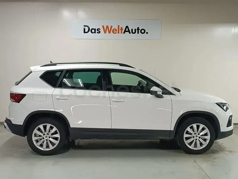 Usado Seat Ateca Style 150 CV (110 kW) 2025 Blanco SUV