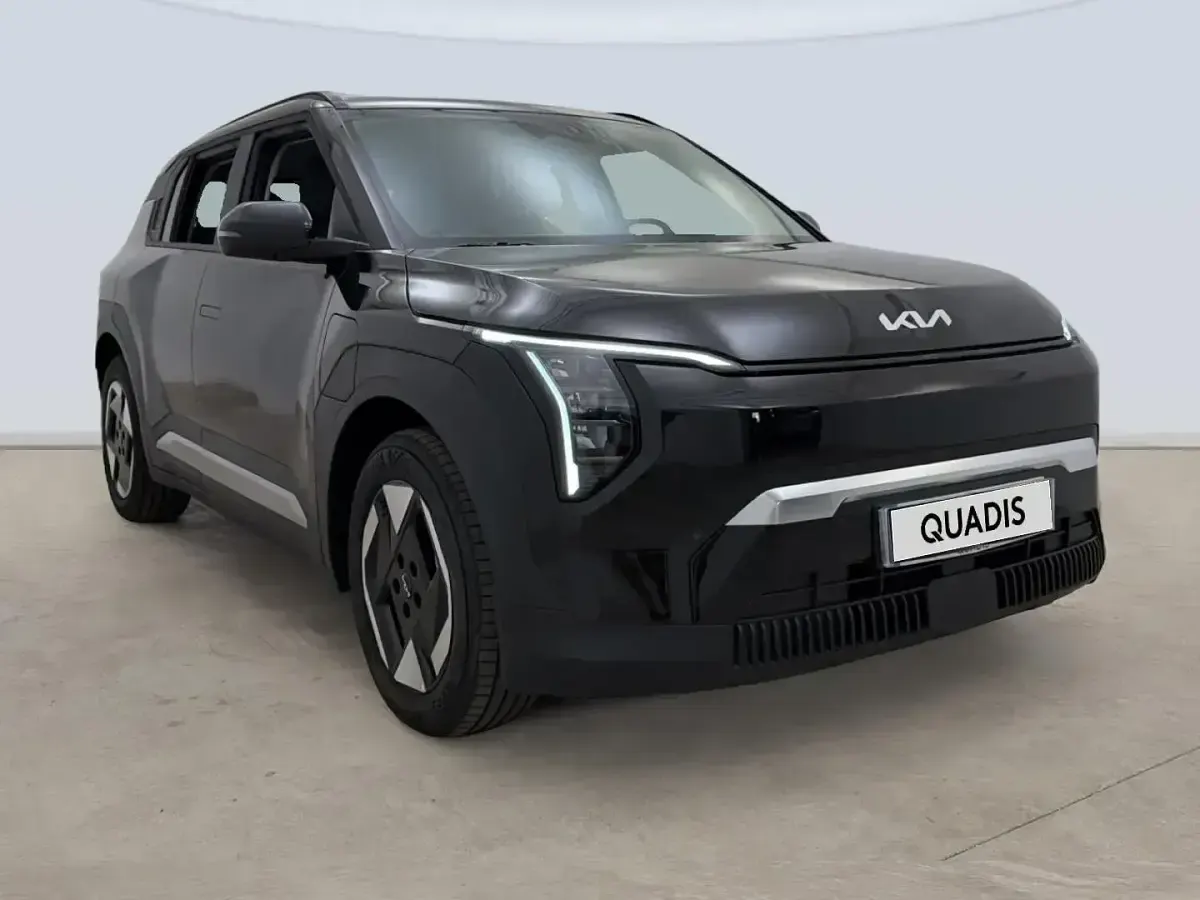 Usado Kia EV3 Earth 150 kW (204 CV) 2025 Negro SUV