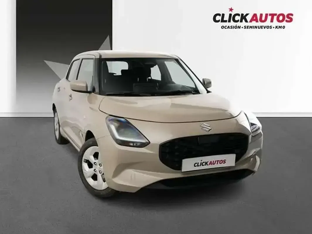 Usado Suzuki Swift 83 CV (61 kW) 2025 Beige Utilitario