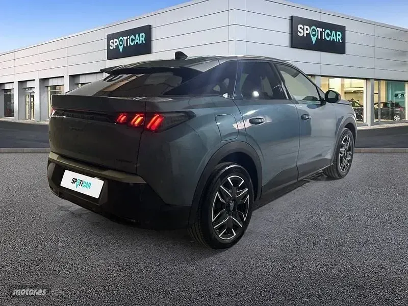 Usado Peugeot 3008 Allure 145 CV (106 kW) 2025 Azul SUV