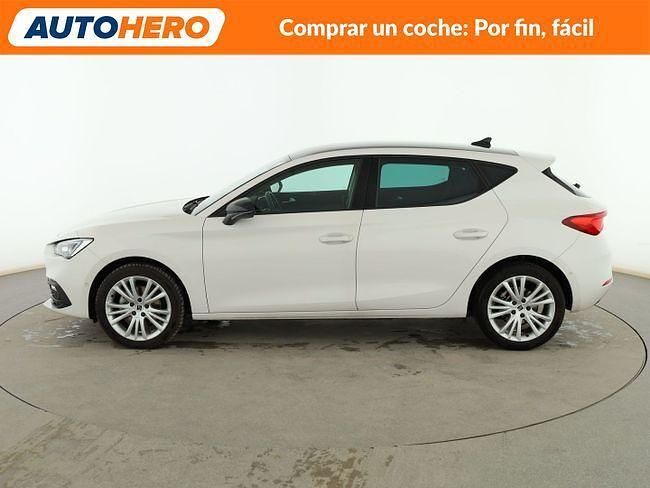 Usado Seat Leon Style 150 CV (110 kW) 2024 Blanco Berlina