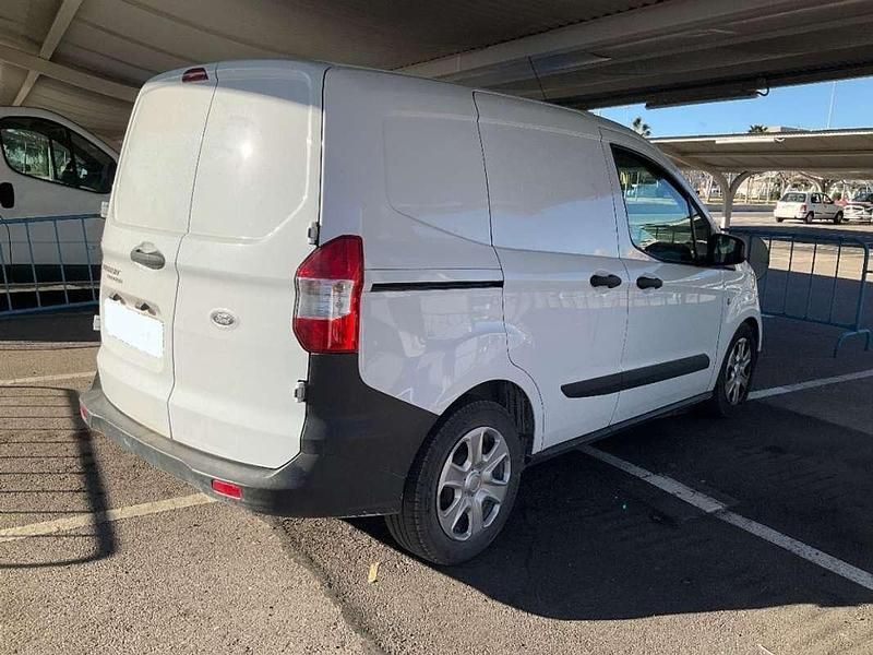 Usado Ford Tourneo Ambiente 76 CV (55 kW) 2019 Blanco Van