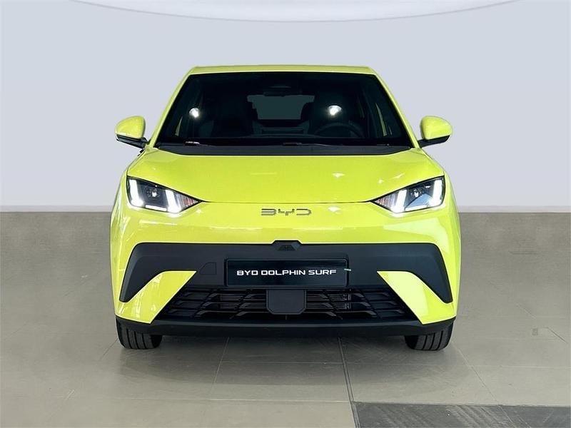 Usado BYD Dolphin Surf Comfort 114 kW (156 CV) 2025 Lime green Utilitario