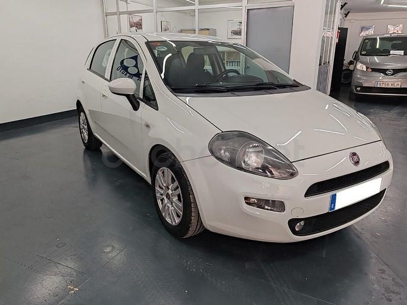 Usado Fiat Punto Easy 75 CV (55 kW) 2015 Blanco Utilitario