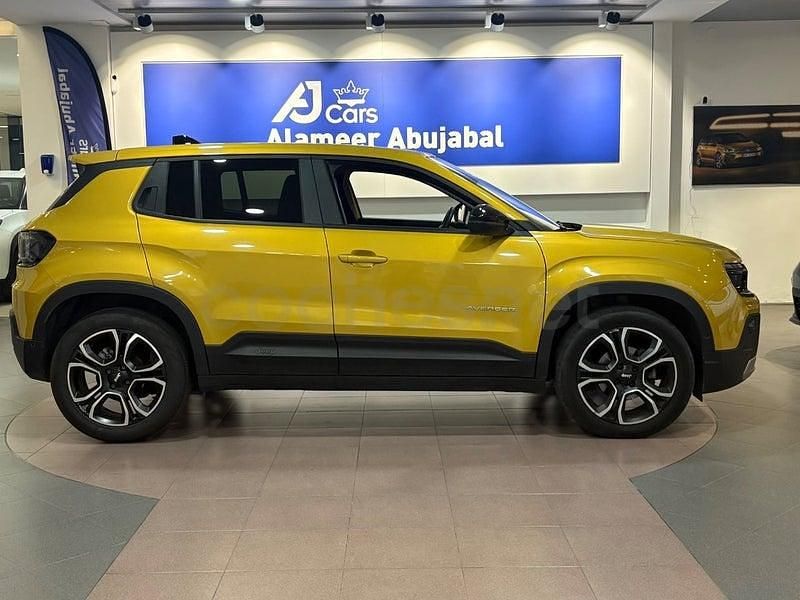 Usado Jeep Avenger Summit 100 CV (73 kW) 2023 Amarillo SUV