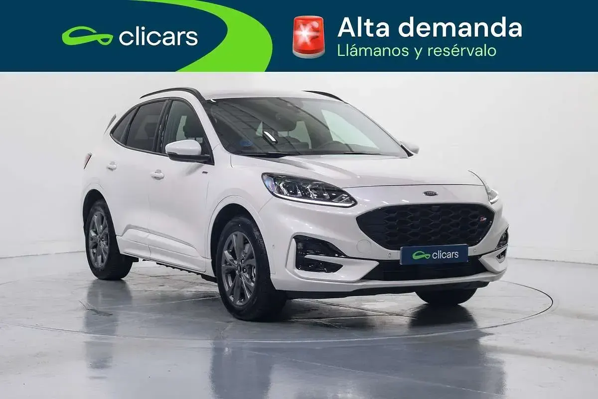 Usado Ford Kuga ST-Line 226 CV (166 kW) 2021 Blanco SUV