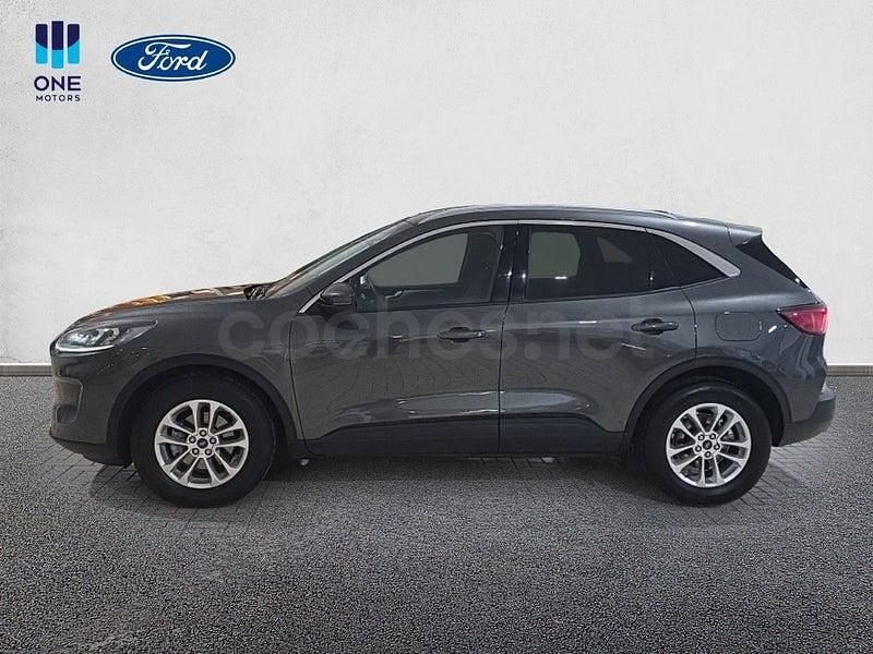 Usado Ford Kuga Titanium 120 CV (88 kW) 2022 Gris / plata SUV