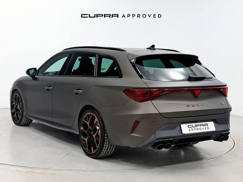 Usado Cupra Leon VZ 333 CV (244 kW) 2024 Otro Familiar