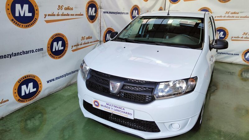 Blanco Usado 2016 Dacia Sandero Ambiance Utilitario | 8900 € (Un poco caro) - Imagen 1/4