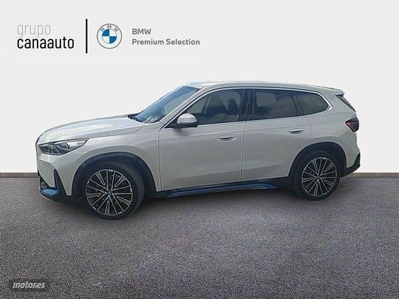 Usado BMW iX1 Comfort Edition 230 kW (313 CV) 2023 Blanco SUV