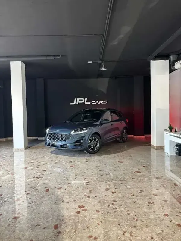 Usado Ford Kuga ST-Line X 150 CV (110 kW) 2022 Azul SUV