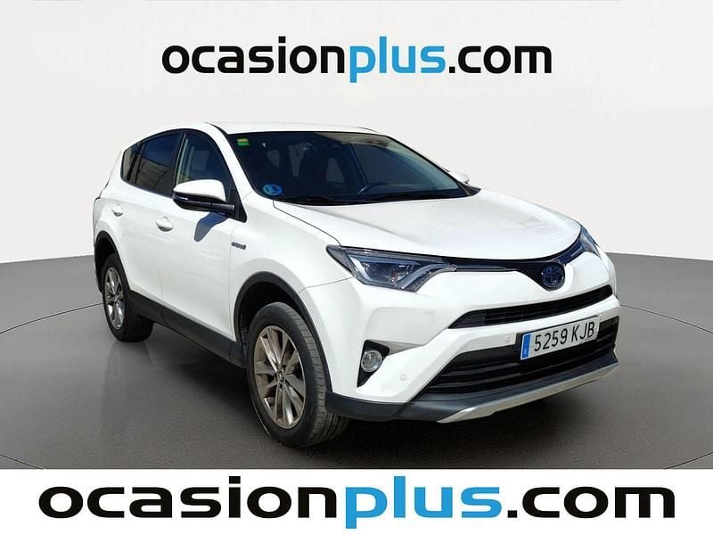 Usado Toyota RAV4 Hybrid Advance 197 CV (144 kW) 2018 Blanco SUV