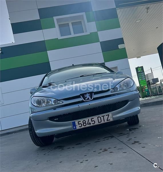 Gris / plata Usado 2005 Peugeot 206 Berlina | 3500 € (Precio justo) - Imagen 1/4