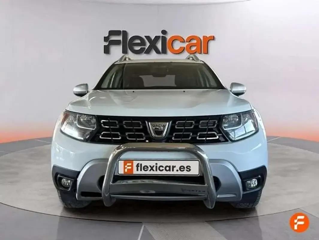 Begagnad Dacia Duster Comfort 116 HK (85 kW) 2021 Vit SUV