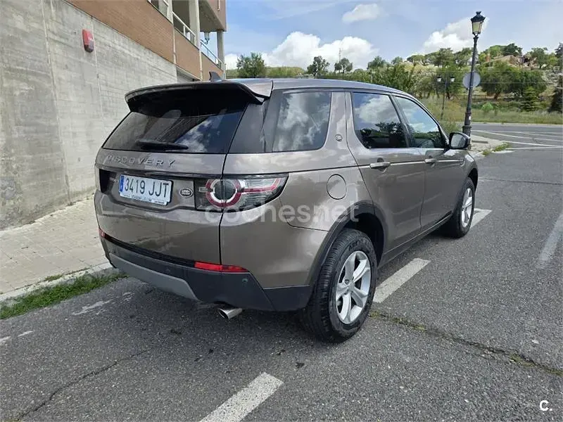Käytetty Land Rover Discovery Sport Pure 150 HP (110 kW) 2015 Ruskea Katumaasturi
