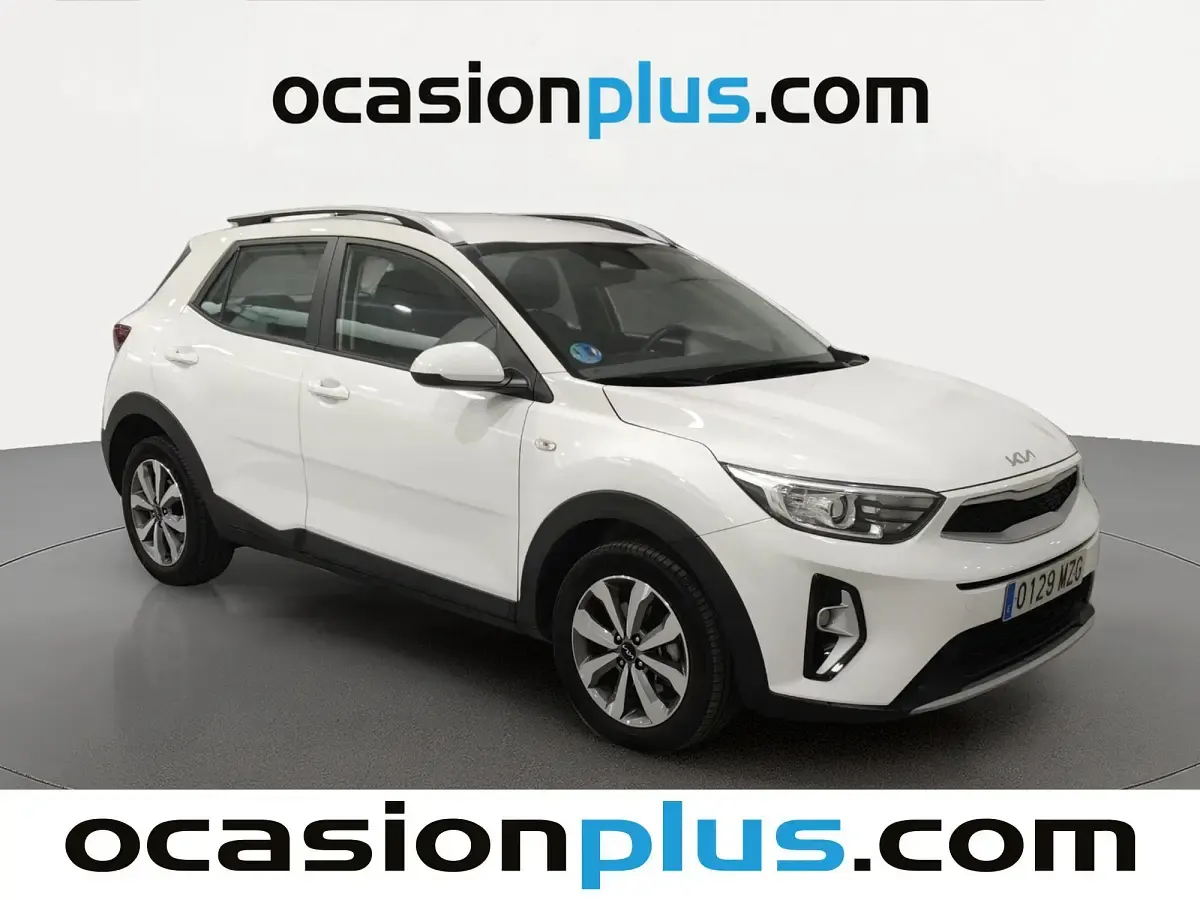 Usado Kia Stonic 101 CV (74 kW) 2025 Blanco SUV