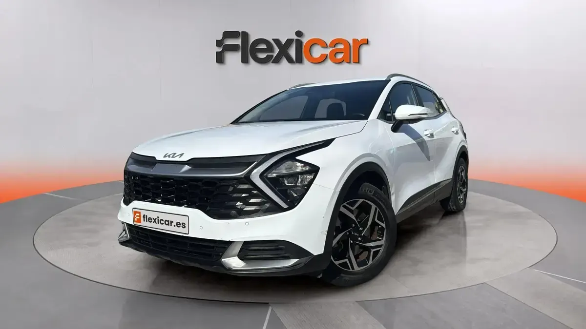 Usado Kia Sportage 136 CV (100 kW) 2023 Blanco SUV
