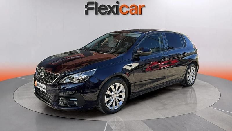 Usado Peugeot 308 Style 131 CV (96 kW) 2020 Negro Berlina