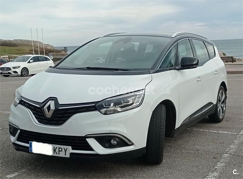 Usado Renault Grand Scénic IV Zen 140 CV (102 kW) 2018 Blanco Monovolumen