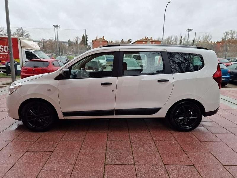 Usado Dacia Lodgy Comfort 116 CV (85 kW) 2021 Blanco Monovolumen