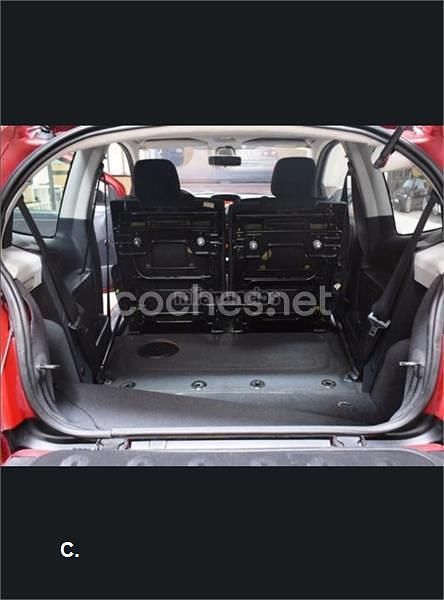 Usado Citroën C2 VTR Sport 75 CV (55 kW) 2004 Rojo Utilitario