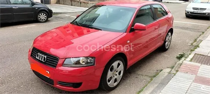 Usado Audi A3 Ambition 105 CV (77 kW) 2005 Rojo Utilitario